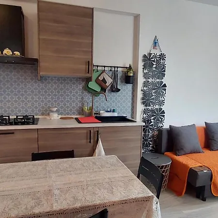 La Casa Dei Nonni דירה מרינה די רגוזה