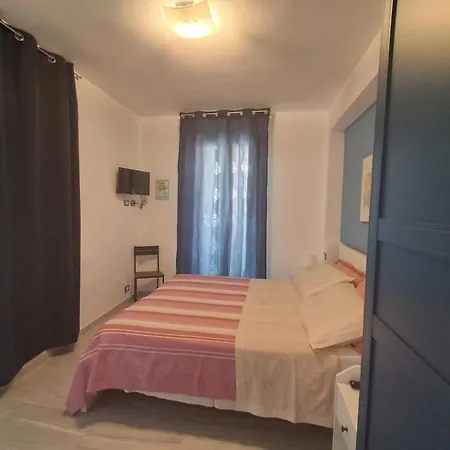 La Casa Dei Nonni דירה מרינה די רגוזה